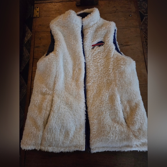 Bills Reversible Puffer Vest - Picture 3 of 4